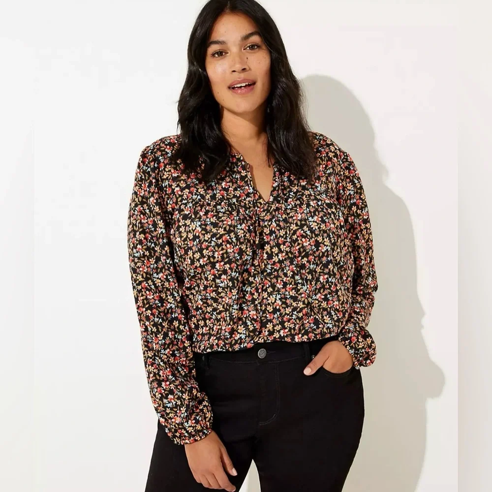 LOFT Plus Black Floral Shirred Split Neck Blouse Size LP NWOT - Picture 1 of 11